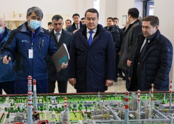 Find and keep investors happy